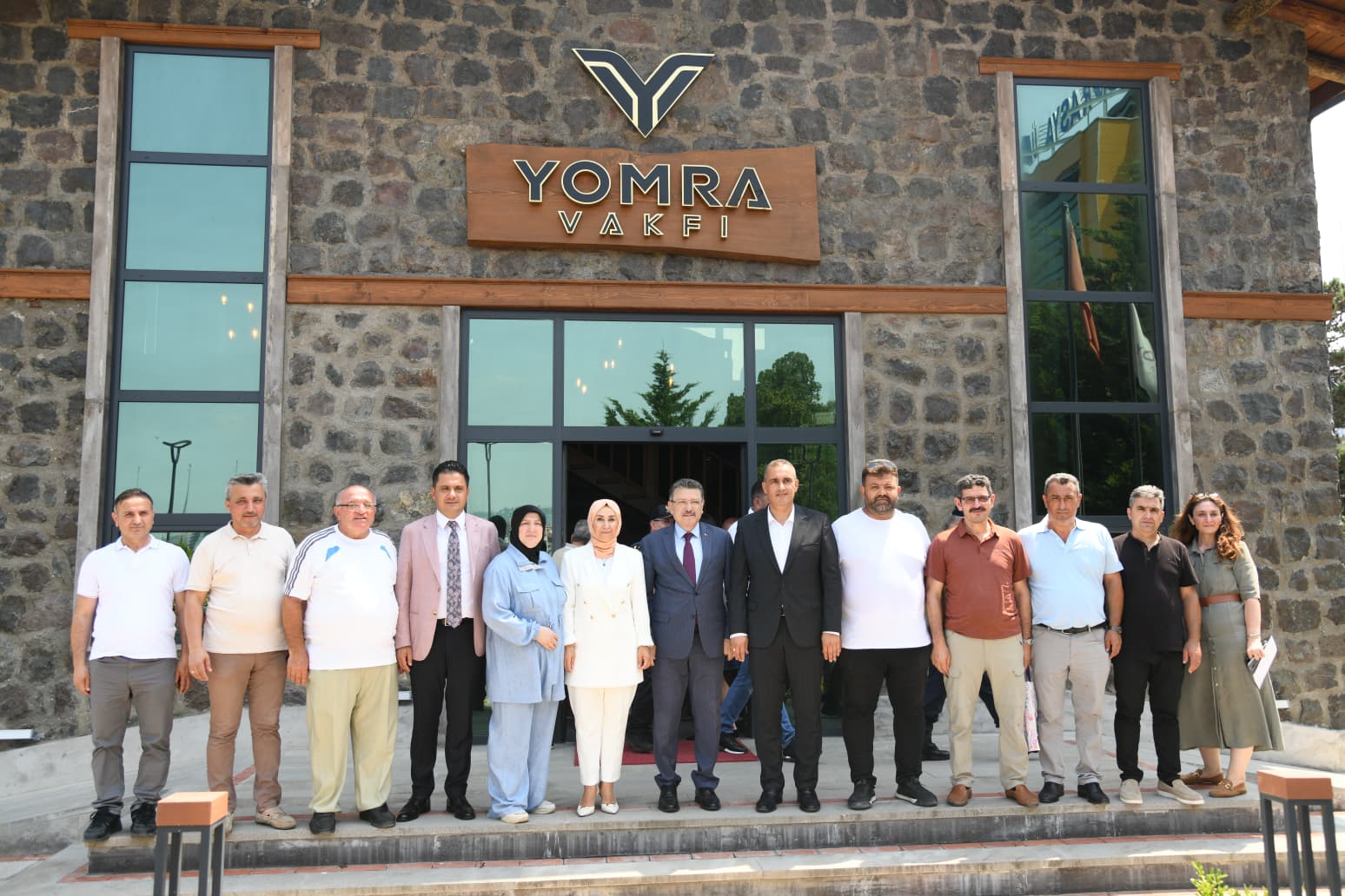 Yomra Vakfı Anadolu Lisesi’nin yapımına Trabzon Büyükşehir Belediyesi'nden destek<