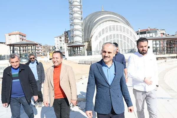 Çayırova kent meydanı projesinde sona yaklaşılıyor<