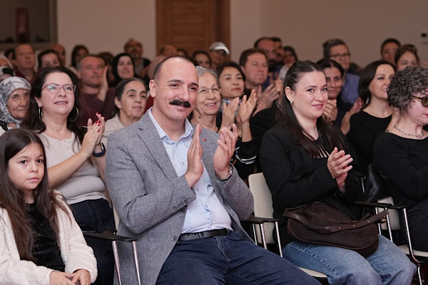 Başkan Kotan, Duygu Dikmen Özçelik Piyano Öğrencileri Konseri’ne katıldı