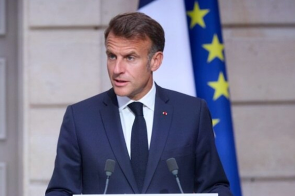 Macron: Didier Deschamps'a unutulmaz 14 yıl için teşekkür ediyorum