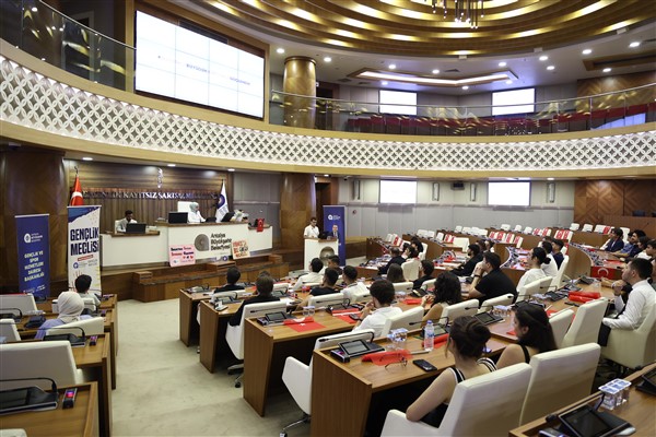 Antalya Büyükşehir Gençlik Meclisi toplandı 