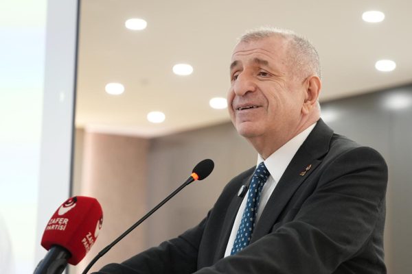 Özdağ: Ramazan ayında da adaletsizliğin zirve yaptığını görüyoruz