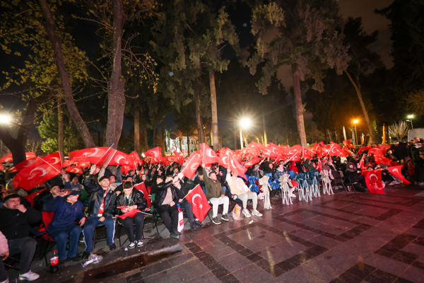 A Milli Takım'ın maçı, Buca'da izlendi<