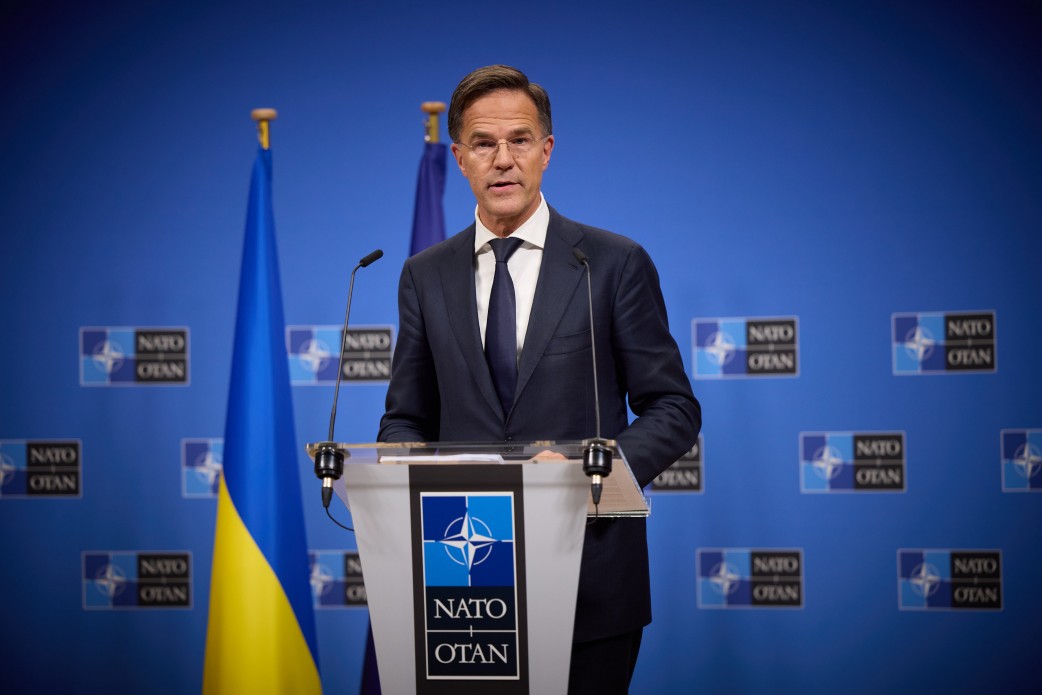 Rutte: Almanya NATO içinde önemli bir rol oynuyor<