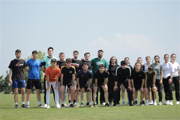 Karacabey Belediyesi’nden spora destek<