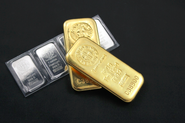 ABD'de hükümetin açılması sonrası değerli metal fiyatları yükseldi