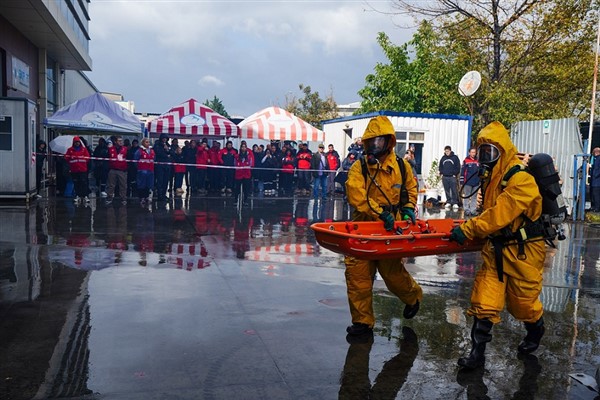 Beylikdüzü’nde KBRN risklerine yönelik program düzenlendi<
