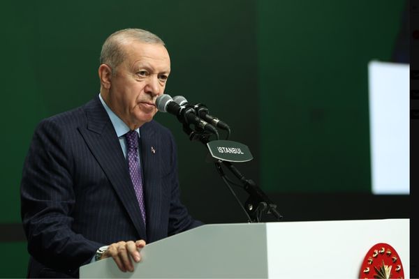 Cumhurbaşkanlığı: Erdoğan, Aliyev’i Türk Devletleri Teşkilatı Zirvesi’ne davet etti