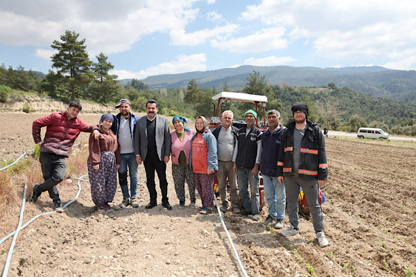 Pamukkale Belediye Başkanı Ertemur, üreticilerle bir araya geldi