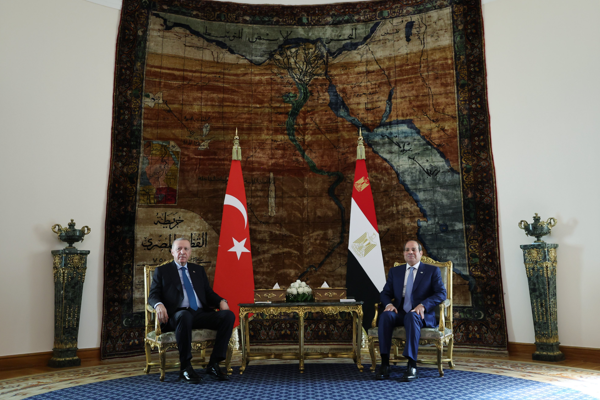 Cumhurbaşkanı Erdoğan, Mısır Cumhurbaşkanı es-Sisi ile görüştü