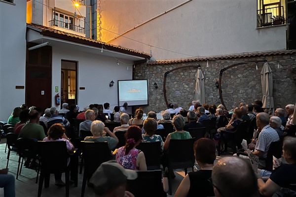 100 Yaş Evi üyeleri, Yazlık Sinema Günleri’nde buluştu