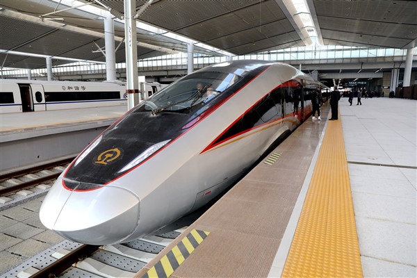 Çin’de demir yolu sabit varlık yatırımlarında artış<