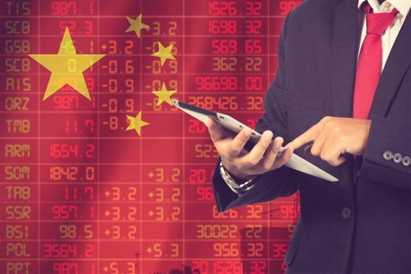 Çin, yurtdışına yatırımda dünya üçüncülüğünü korudu
