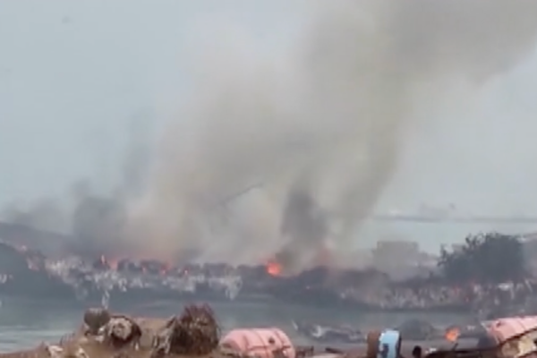 Yemen'de Sana ve Moha'ya hava saldırıları: Ölü ve yaralılar var<
