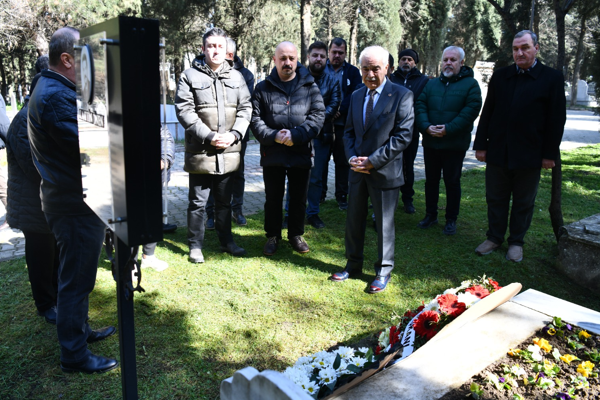 Eski Keşan Belediye Başkanı Önen mezarı başında anıldı<