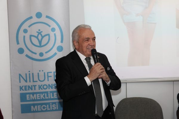 Başkan Özdemir, emeklilerle bir araya geldi <