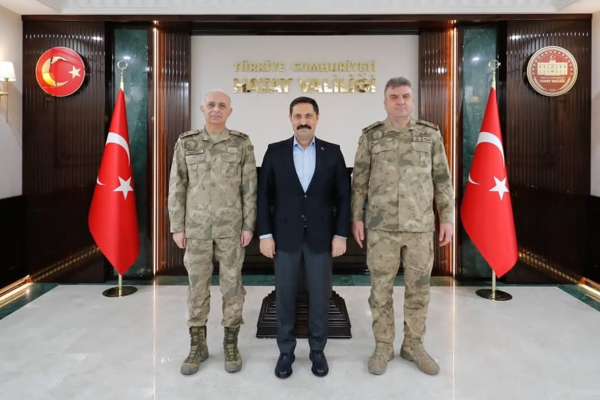 Tuğgeneraller Ersever ve Şimşek’ten Vali Masatlı’ya ziyaret<