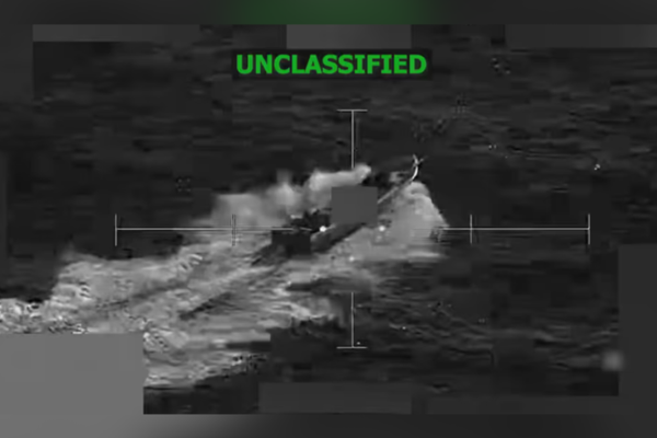 Pasifik Okyanusu'nda bir gemiye yeni ABD saldırısı: 4 ölü