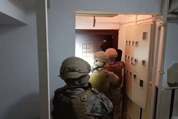 Organize suç örgütlerine yönelik operasyonlarda 42 şüpheli yakalandı <