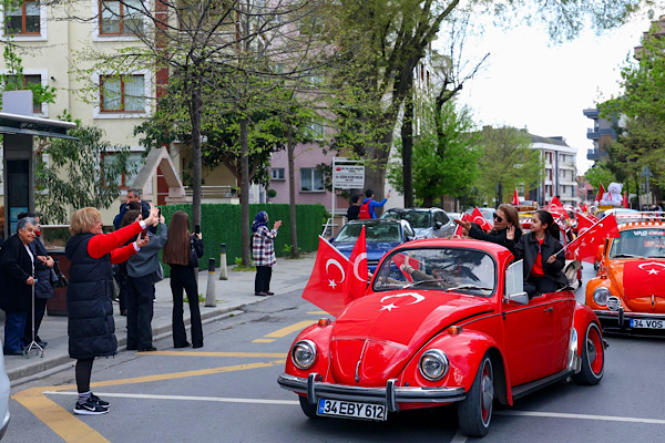 Bakırköy’de 23 Nisan Egemenlik Festivali düzenlendi<