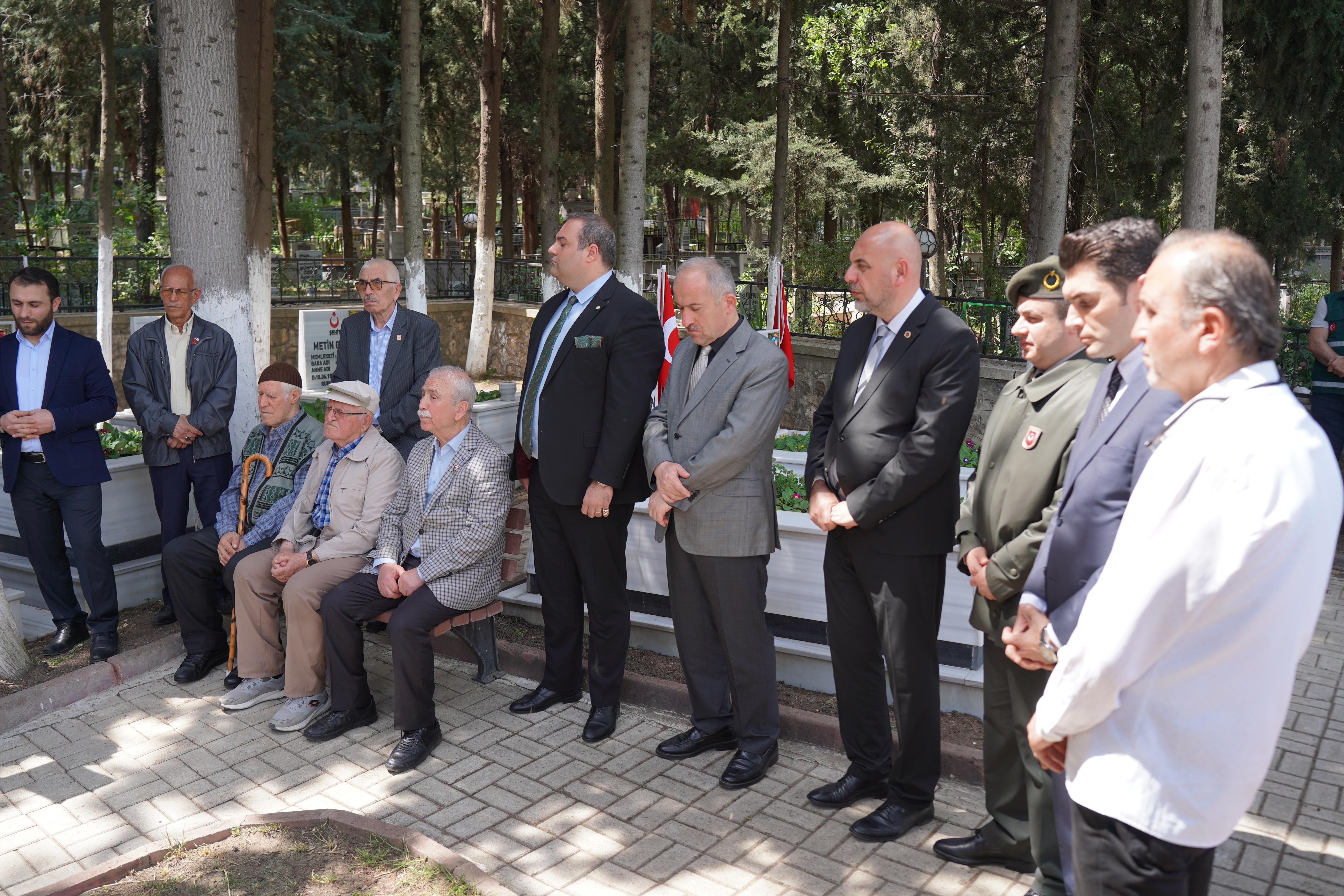 Başkan Aydın, Şehit Murat Solak’ın anma törenine katıldı 