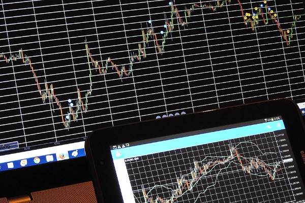 Küresel piyasalarda tahvil faizleri geriledi, dolar endeksi düşüş gösterdi