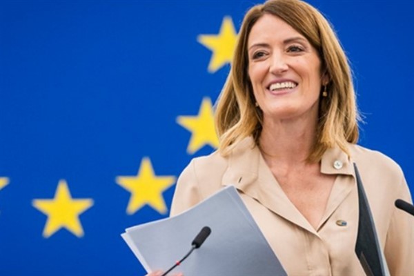AP Başkanı Metsola, AB daimî temsilcilerini Parlamento’da ağırladı<