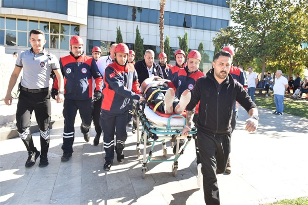 Kepez Belediyesi’nden deprem tatbikatı <