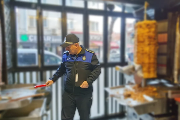 İnegöl’de döner işletmelerine denetimler sürüyor<