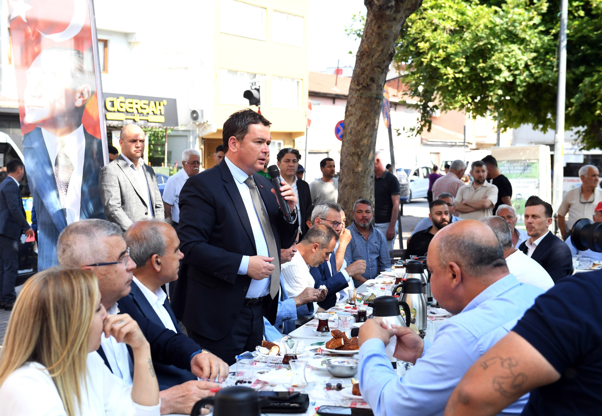 Başkan Aydın, vatandaşlarla buluştu<