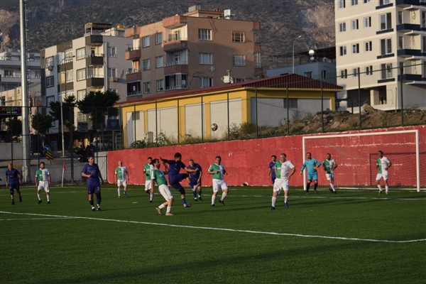 Erhan Aksay Futbol Turnuvası başladı