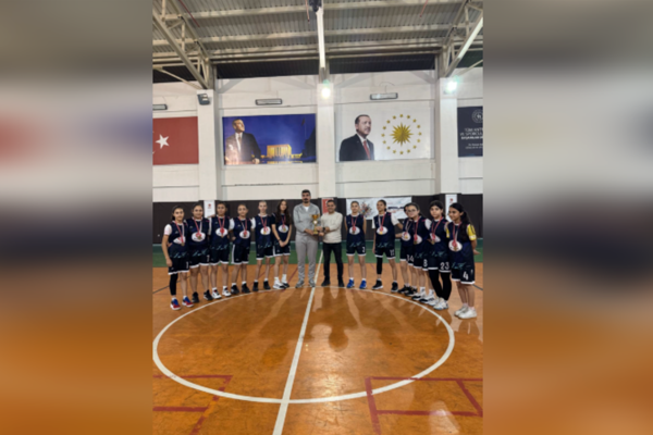 Batman’da Yıldız Kızlar Basketbol İl Şampiyonası sona erdi