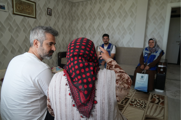 Diyarbakır’da 600 yaşlıya bayram ziyareti gerçekleştirildi<