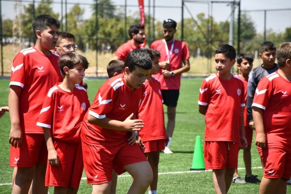 Kazımkarabekir’de yaz futbol kursu başladı<