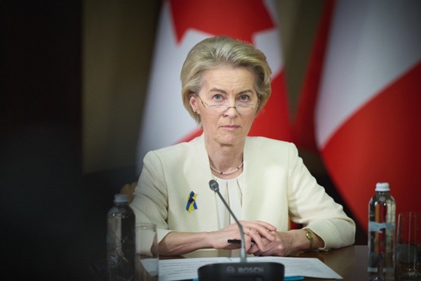 Leyen: Bugün Bulgaristan, avroyu benimsemeye bir adım daha yaklaştı<