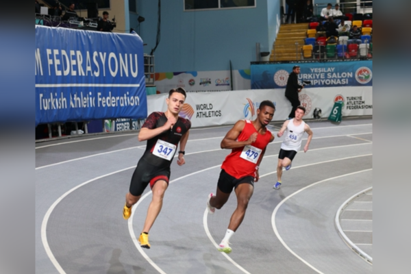 Yeşilay Türkiye Salon Atletizm Şampiyonası tamamlandı<