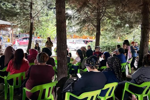 Mazıdağı Belediyesi’nden kadınlara yönelik açık hava toplantısı<