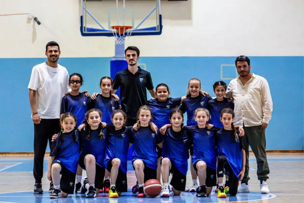 Karacabey Belediyespor, Minik Kızlar Ligi’nde finale yükseldi