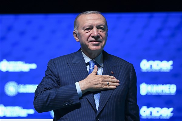 Erdoğan ve BAE Devlet Başkanı Al Nahyan telefonda görüştü