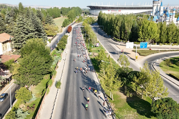 Büyükşehirden yarı maraton önesi sürücülere uyarı<