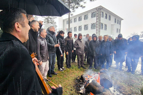 Vali Aktaş,  Hamsi Günü programına katıldı