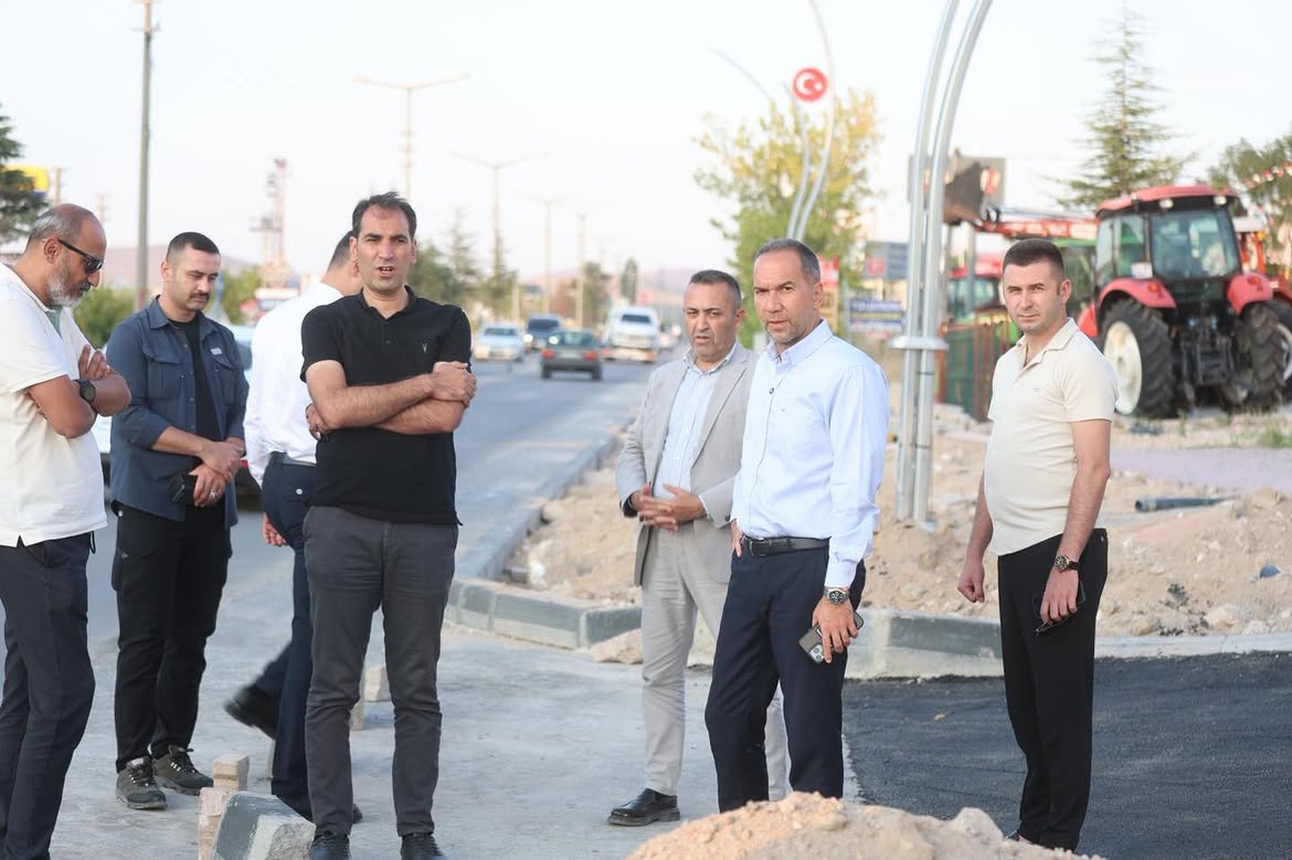 Başkan Özdemir, şehir genelindeki projeleri sahada denetledi