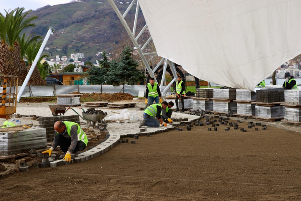 Başkan Güler: Altınordu'ya modern bir etkinlik alanı kazandırıyoruz<