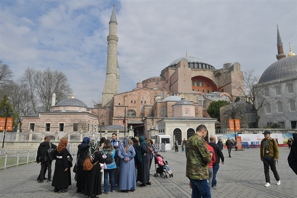 Beylikdüzü'nde Ramazan’a özel sanat ve sağlık programı<