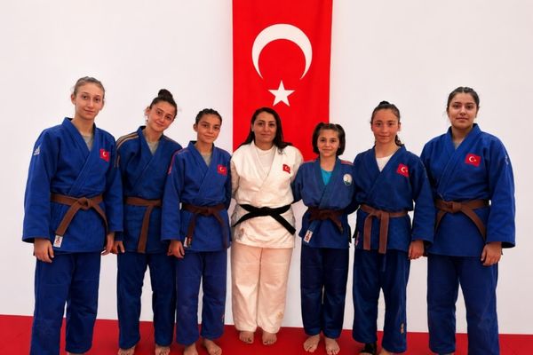 Osmangazi Belediyespor’dan Avrupa Kupası’na 6 milli judocu<