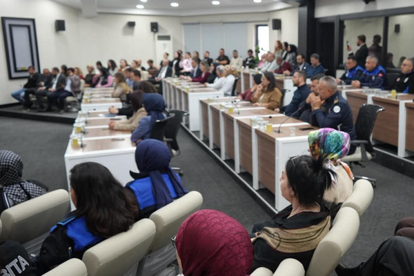 Niğde’de belediye personeline “kadına şiddetle mücadele