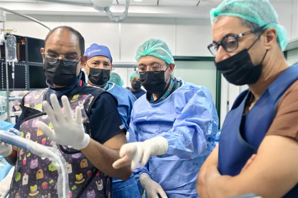 Diyarbakır’da Uluslararası Pediatrik Kardiyoloji Çalıştayı düzenlendi<