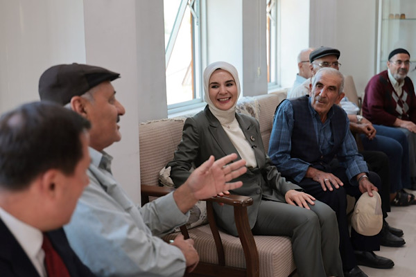  Ağustos ayı yaşlı ve engelli aylıkları hesaplara yatırıldı