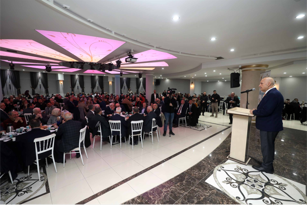 Kastamonulular Yenimahalle’de iftarda buluştu<