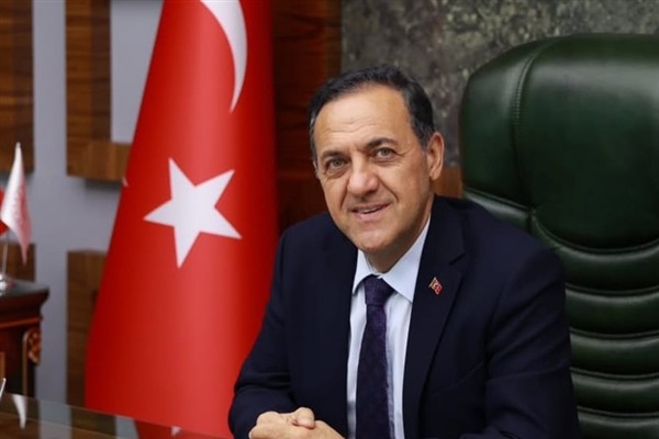 Vali Usta’dan 2024-2025 eğitim öğretim yılı sonu mesajı<